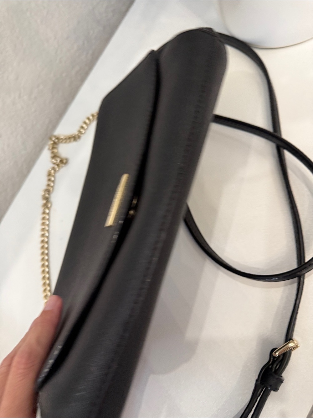 Kate Spade Black Crossbody Shoulder Bag with Gold Chain Handle Strap - Picture 6 of 11